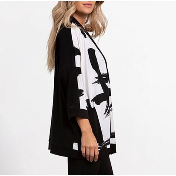Sympli Women's Kimono Cardigan Black and White Size 14 Abstract Print NWT - Picture 3 of 4